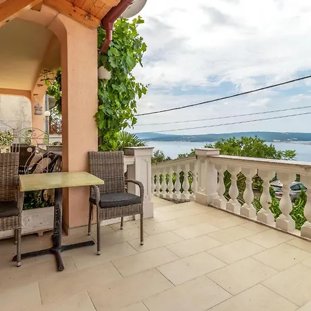 Apartamento Gorgeous In Dramalj